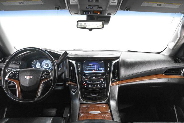 used 2019 Cadillac Escalade ESV car, priced at $36,295