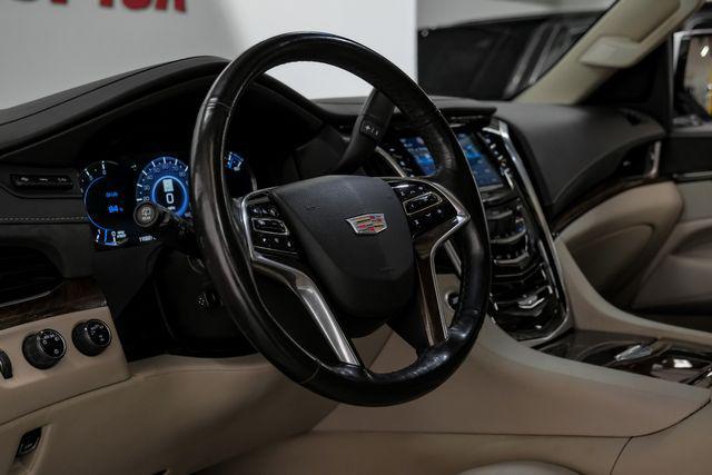 used 2019 Cadillac Escalade ESV car, priced at $30,595