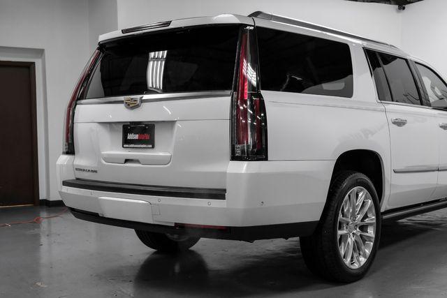 used 2019 Cadillac Escalade ESV car, priced at $30,595