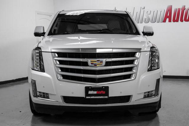 used 2019 Cadillac Escalade ESV car, priced at $30,595