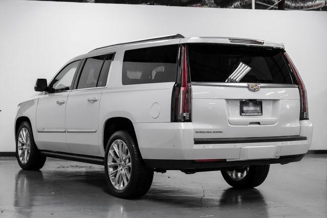 used 2019 Cadillac Escalade ESV car, priced at $30,595