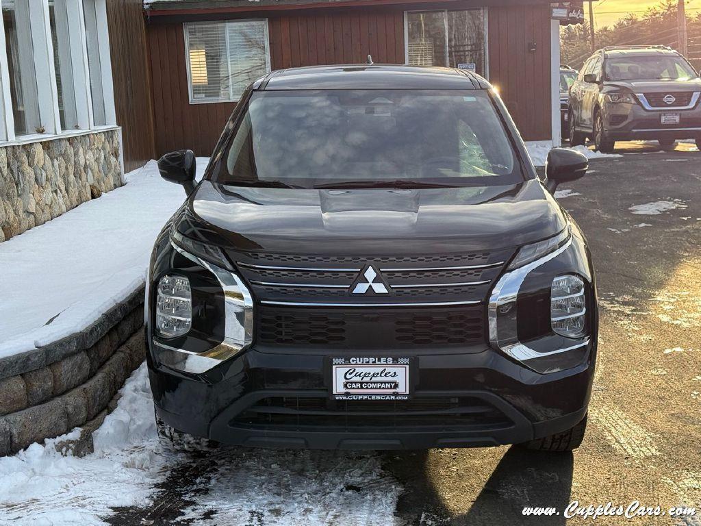 used 2022 Mitsubishi Outlander car, priced at $19,995