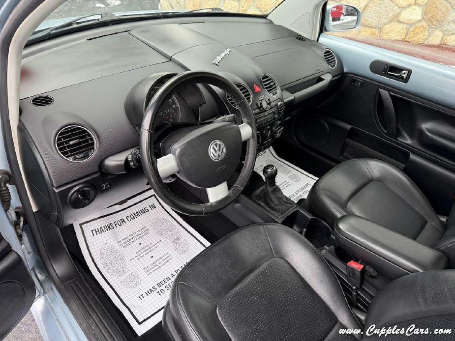 used 2009 Volkswagen New Beetle car, priced at $9,995