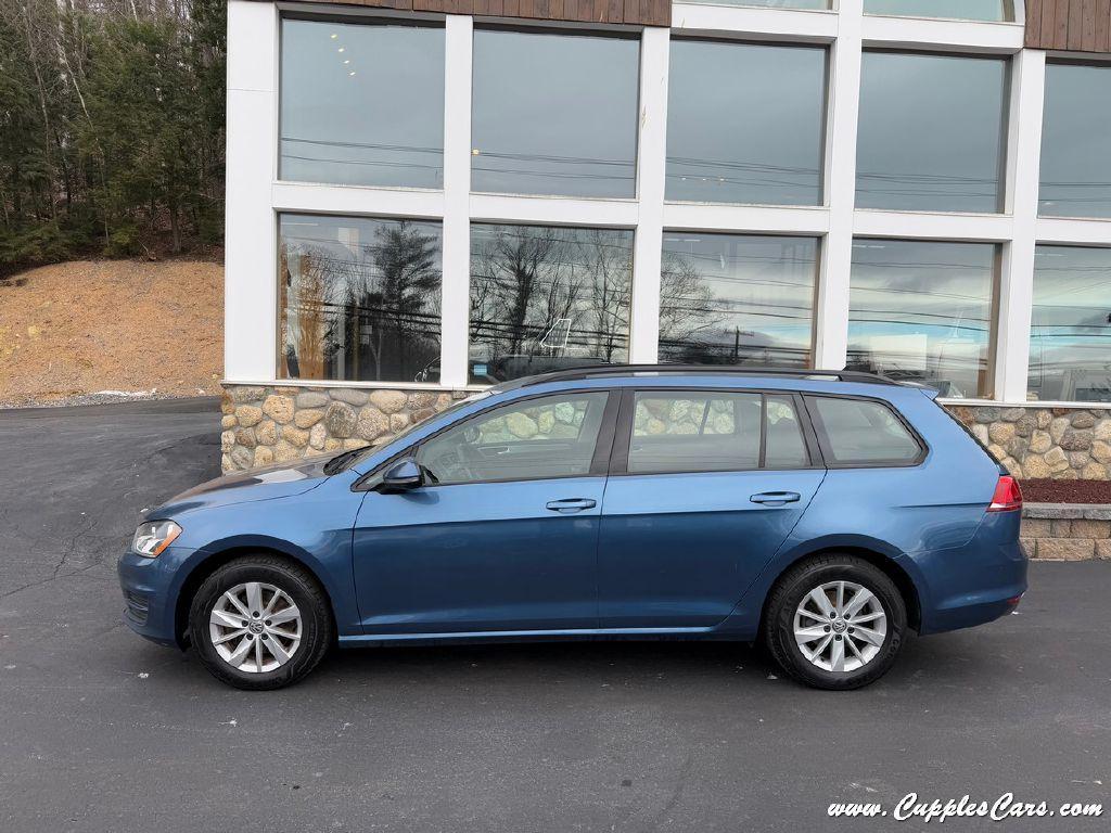 used 2017 Volkswagen Golf SportWagen car, priced at $15,995