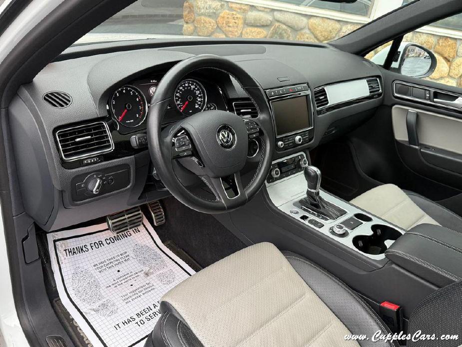 used 2017 Volkswagen Touareg car, priced at $27,995