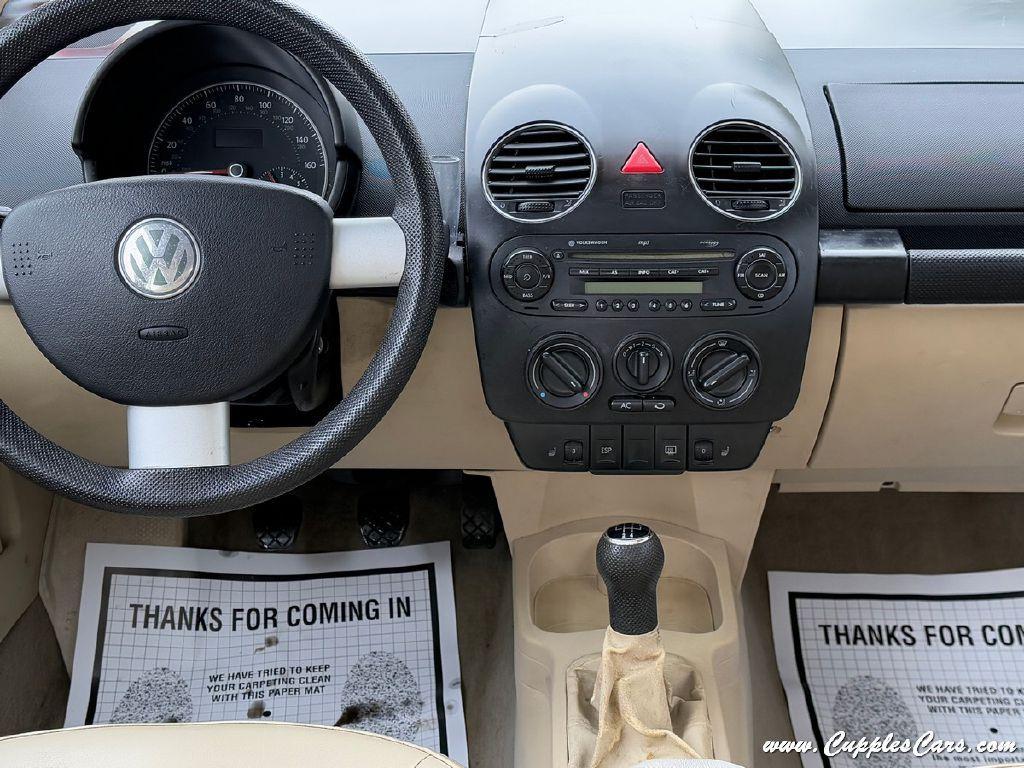 used 2007 Volkswagen New Beetle car, priced at $7,995