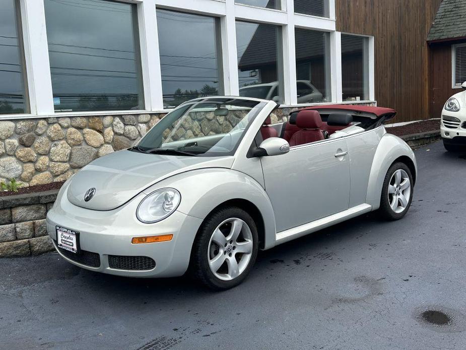 used 2009 Volkswagen New Beetle car, priced at $12,995