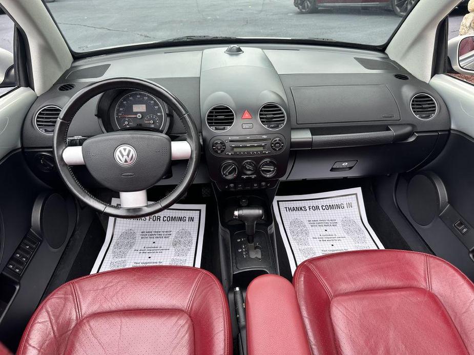 used 2009 Volkswagen New Beetle car, priced at $12,995