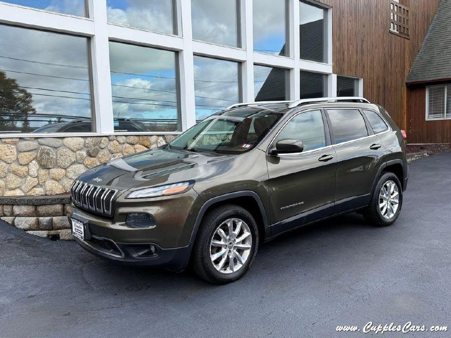 used 2015 Jeep Cherokee car, priced at $12,995