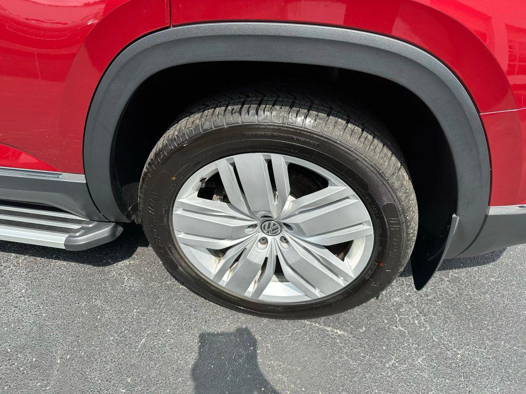 used 2018 Volkswagen Atlas car, priced at $18,999