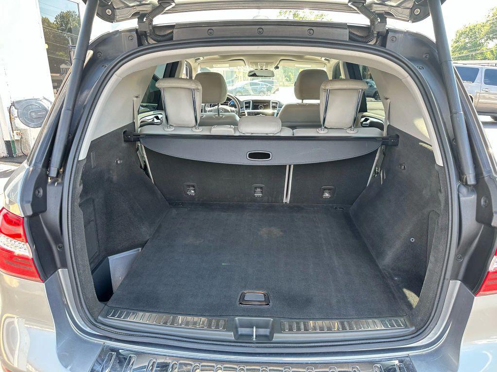 used 2013 Mercedes-Benz M-Class car, priced at $13,250