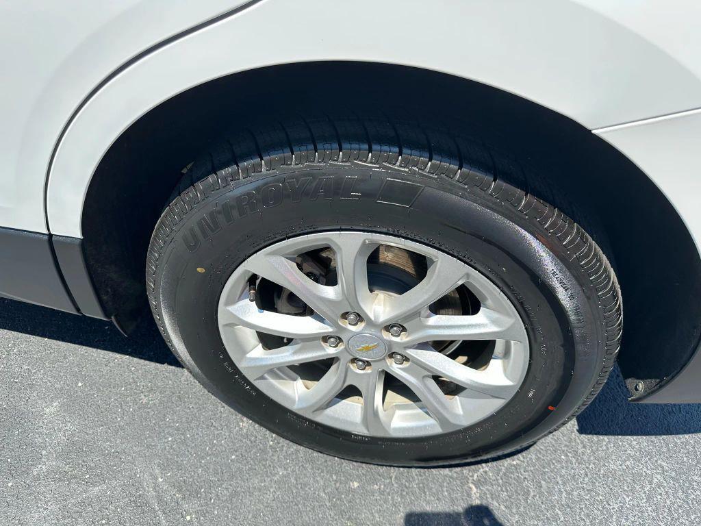used 2021 Chevrolet Equinox car, priced at $15,200