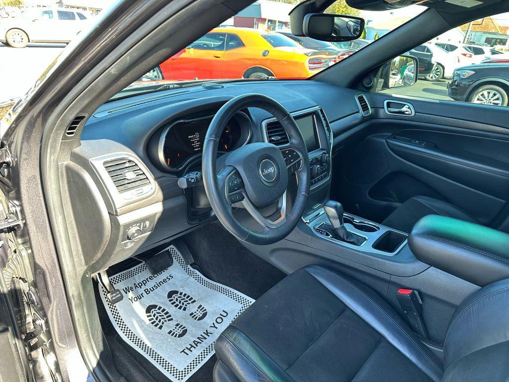 used 2018 Jeep Grand Cherokee car, priced at $17,250