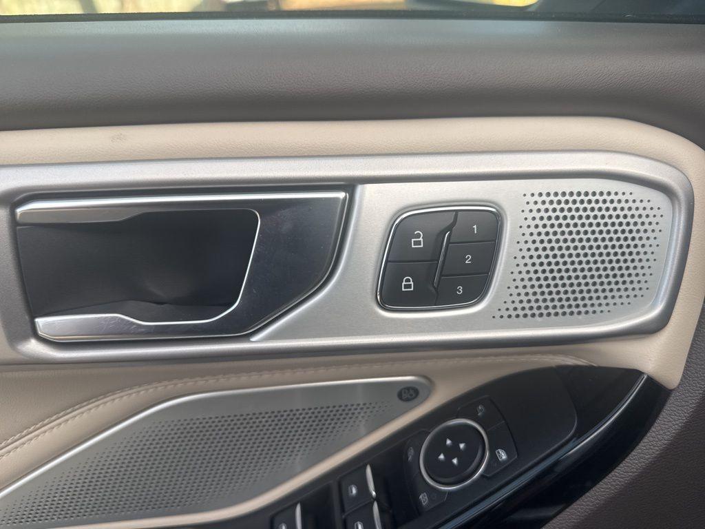 used 2021 Ford Explorer car, priced at $26,927