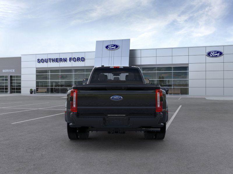 new 2025 Ford F-450 car, priced at $66,515