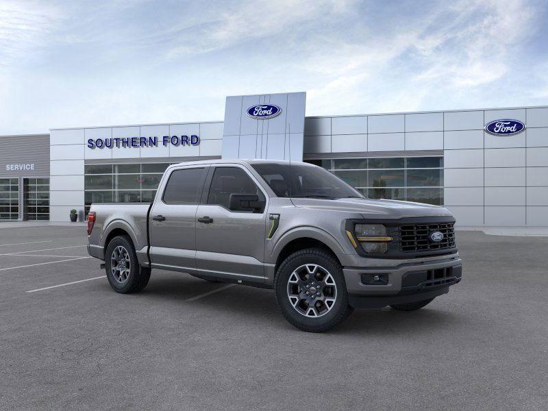 new 2024 Ford F-150 car, priced at $42,015