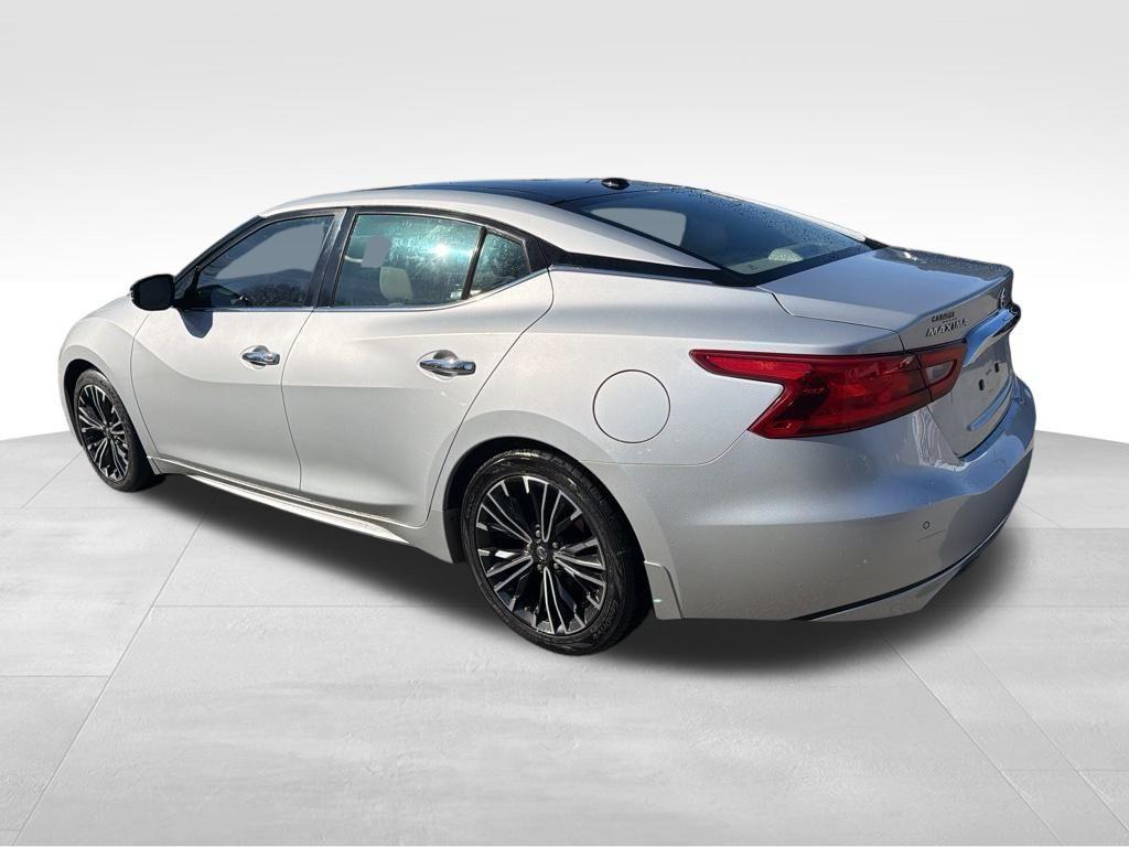 used 2016 Nissan Maxima car, priced at $13,990