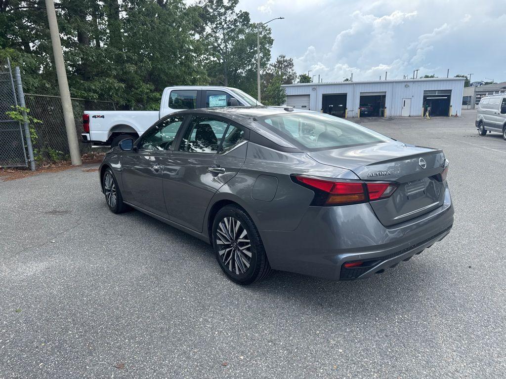 used 2023 Nissan Altima car, priced at $21,250