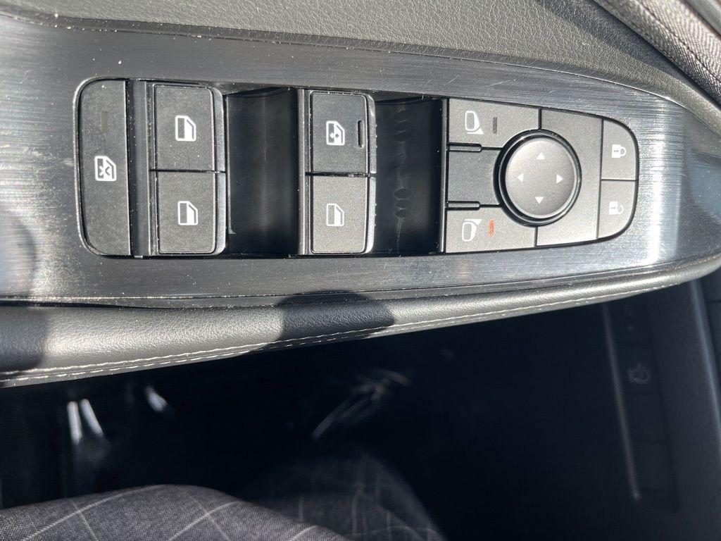 used 2023 Nissan Rogue car, priced at $21,954