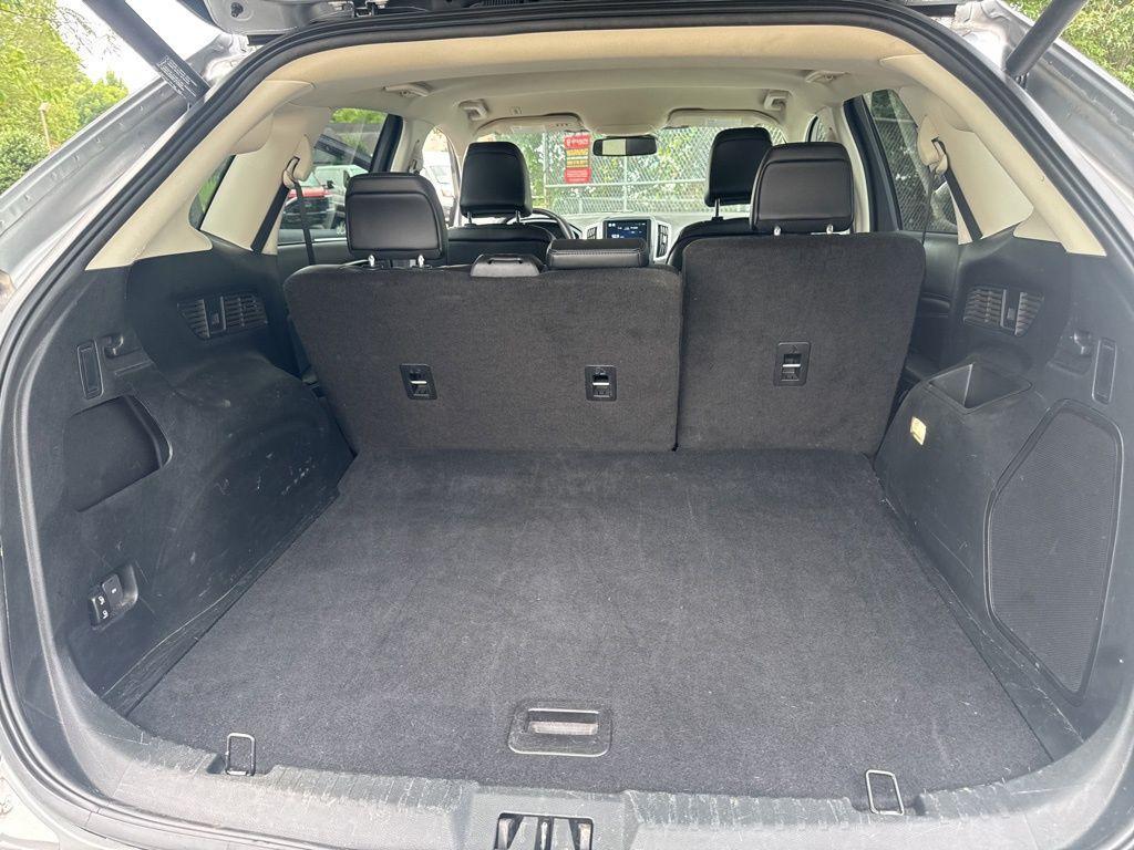 used 2022 Ford Edge car, priced at $22,854