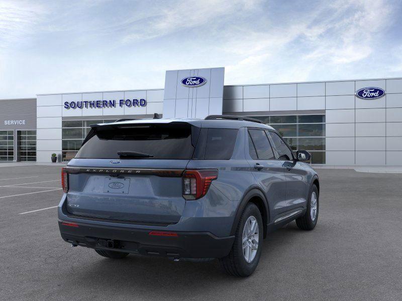 new 2025 Ford Explorer car, priced at $40,445