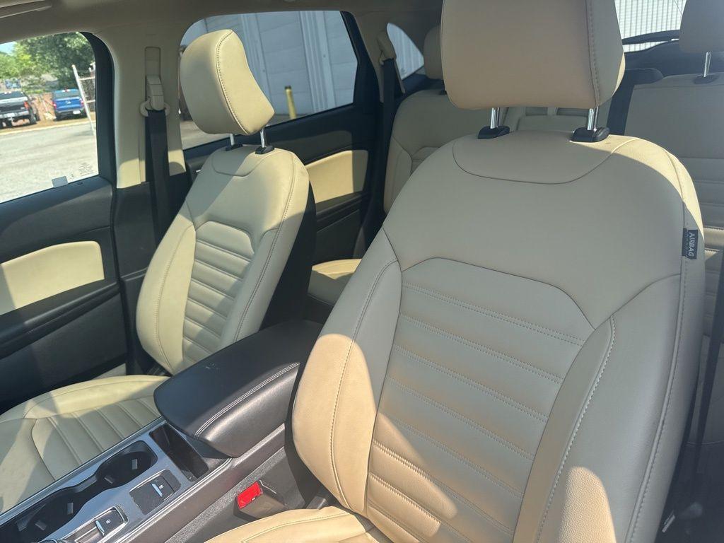 used 2024 Ford Edge car, priced at $29,875