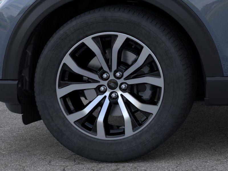 new 2025 Ford Explorer car, priced at $41,942