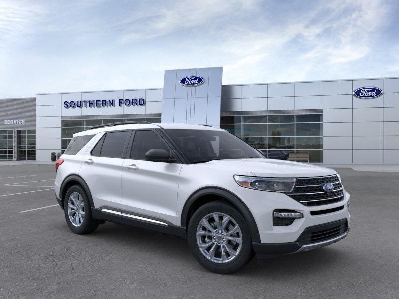 new 2024 Ford Explorer car, priced at $45,358
