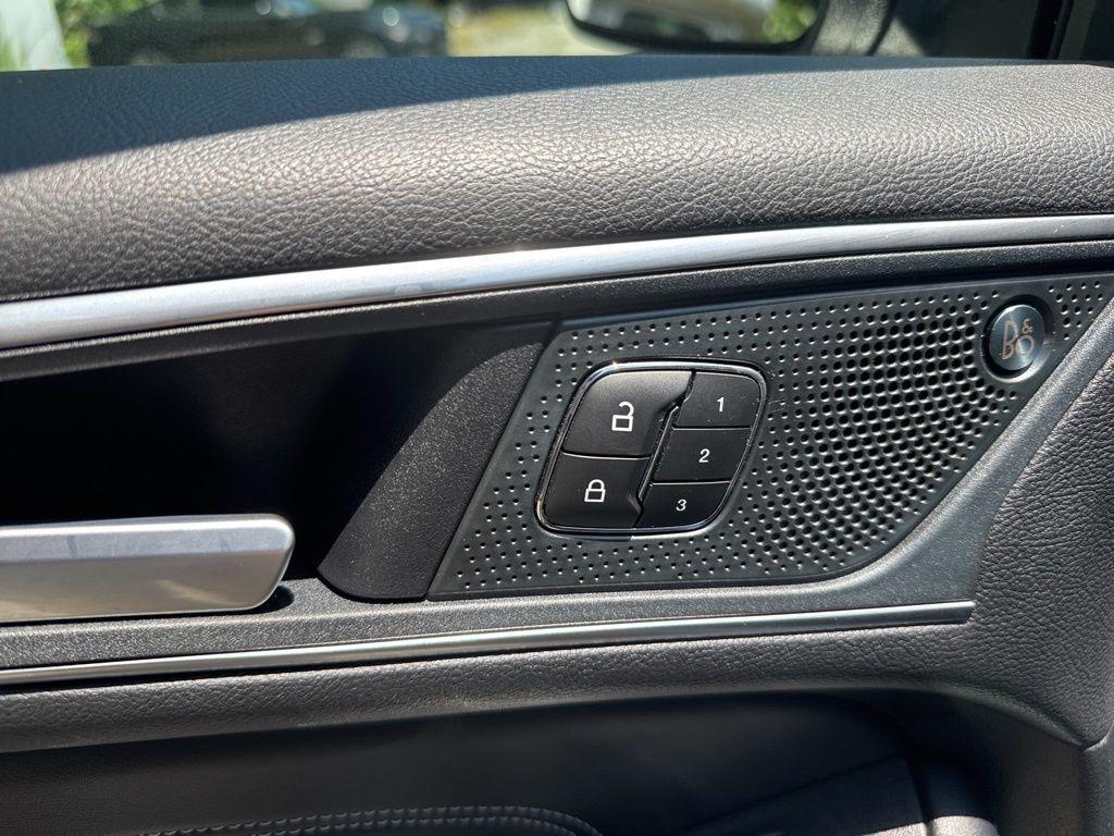 used 2024 Ford Edge car, priced at $36,418