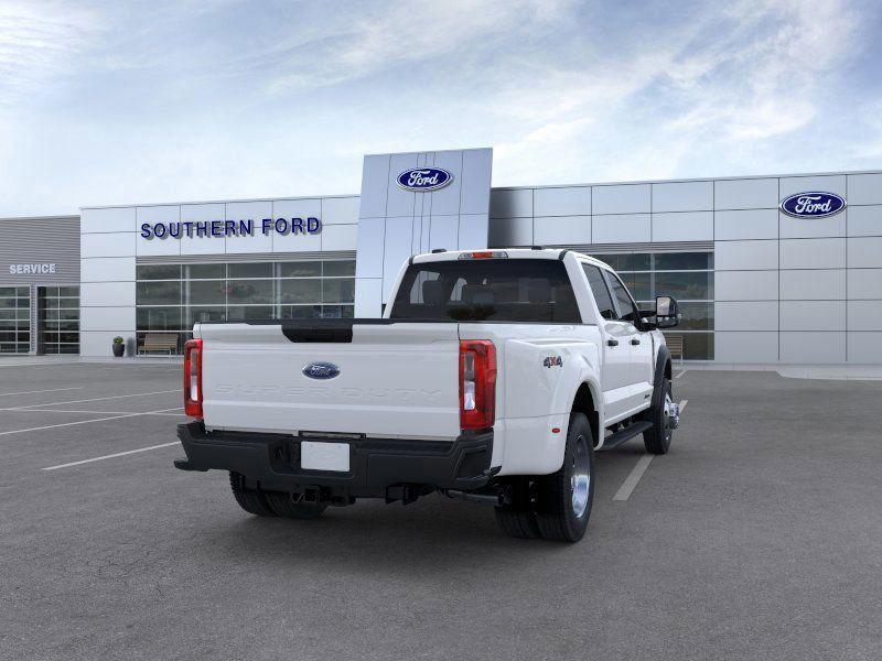 new 2025 Ford F-450 car, priced at $64,803