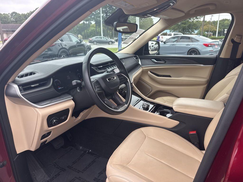 used 2021 Jeep Grand Cherokee L car, priced at $25,999