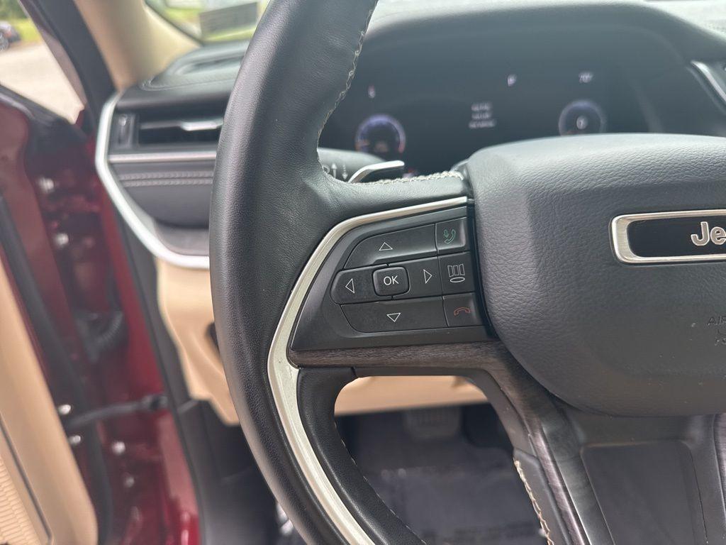 used 2021 Jeep Grand Cherokee L car, priced at $25,999