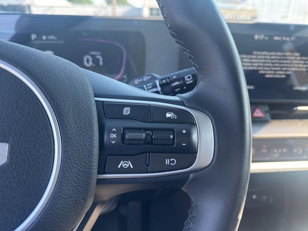 used 2025 Kia Sportage car, priced at $24,292