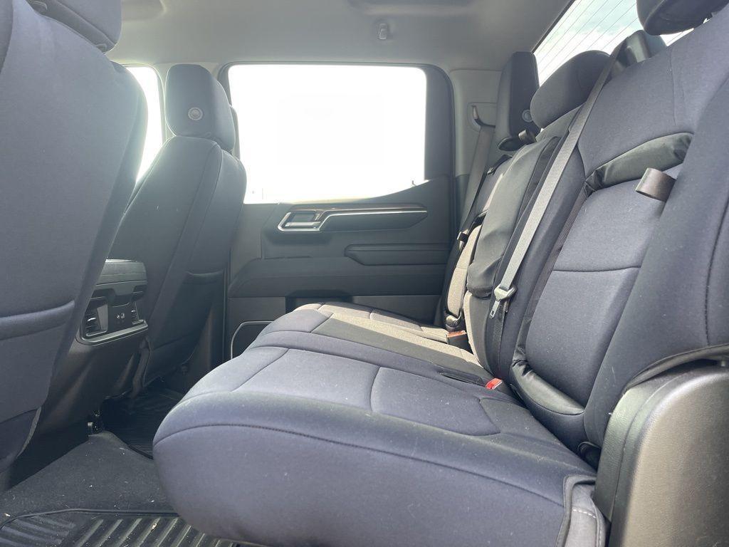 used 2022 Chevrolet Silverado 1500 car, priced at $40,811
