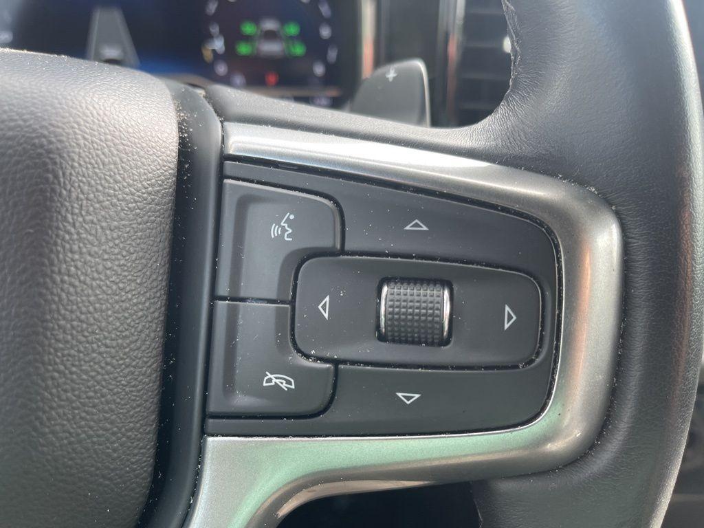 used 2022 Chevrolet Silverado 1500 car, priced at $40,811
