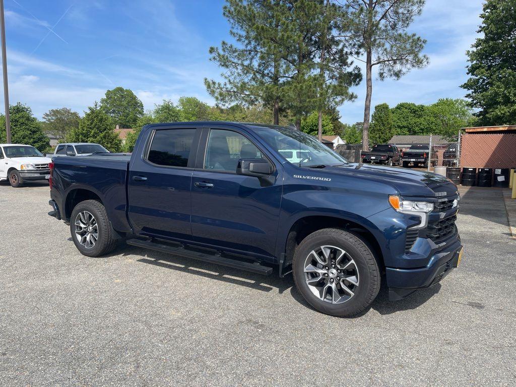 used 2022 Chevrolet Silverado 1500 car, priced at $40,811
