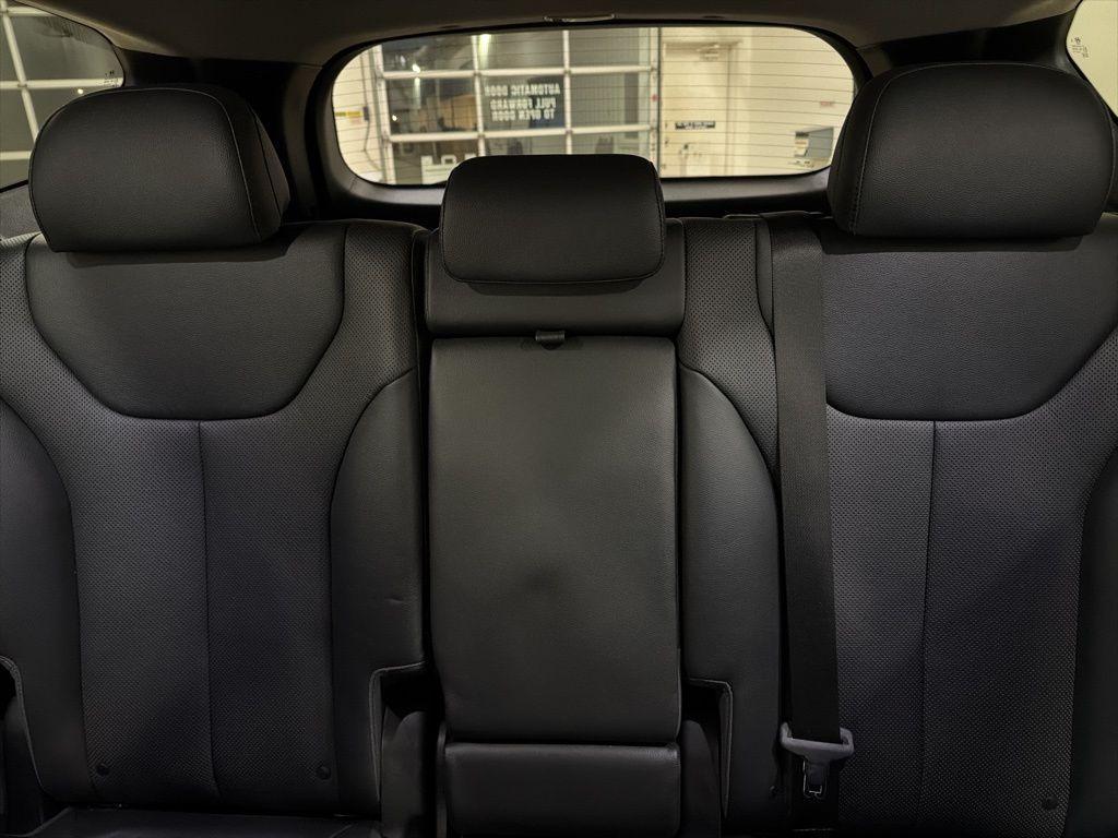 used 2020 Hyundai Santa Fe car, priced at $17,565