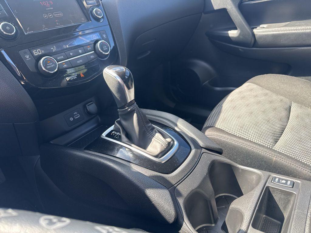 used 2022 Nissan Rogue Sport car, priced at $19,403