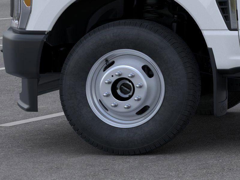 new 2025 Ford F-350 car, priced at $62,601