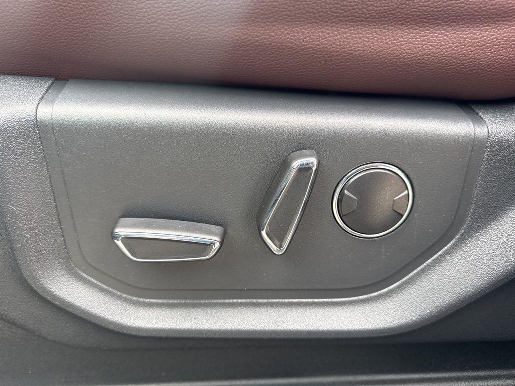 used 2024 Ford Expedition Max car, priced at $46,258