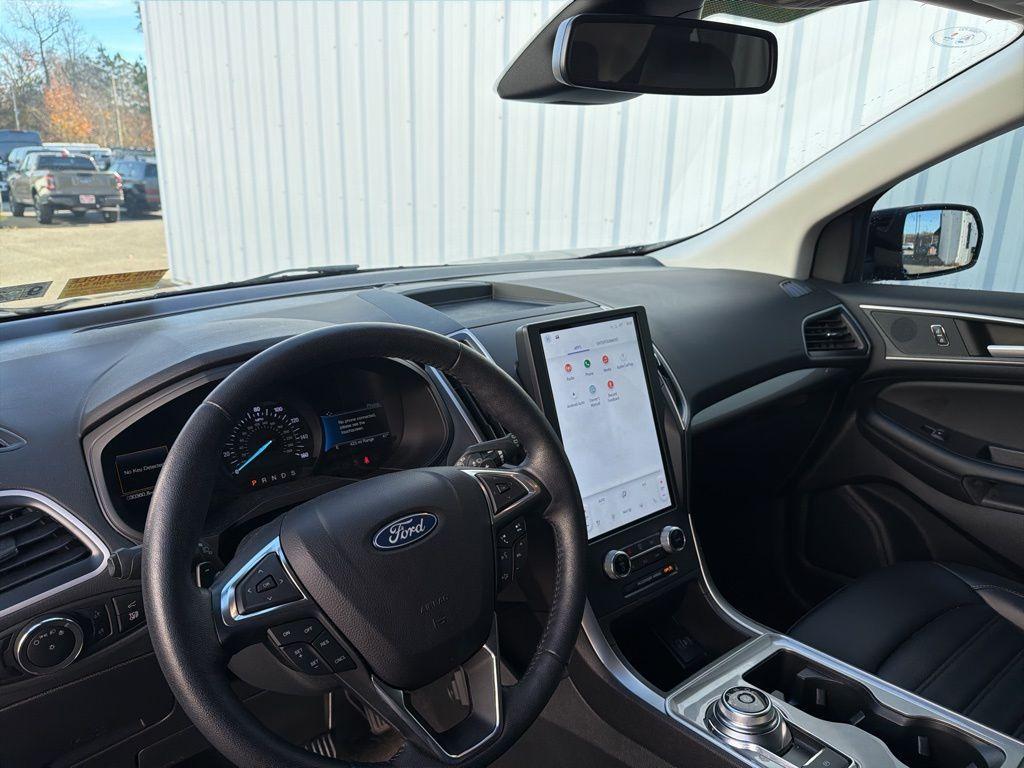 used 2023 Ford Edge car, priced at $24,550