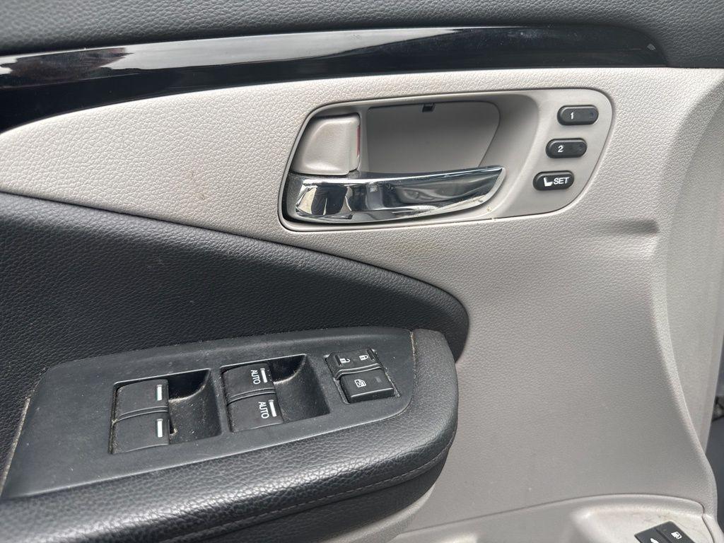 used 2021 Honda Pilot car, priced at $30,725