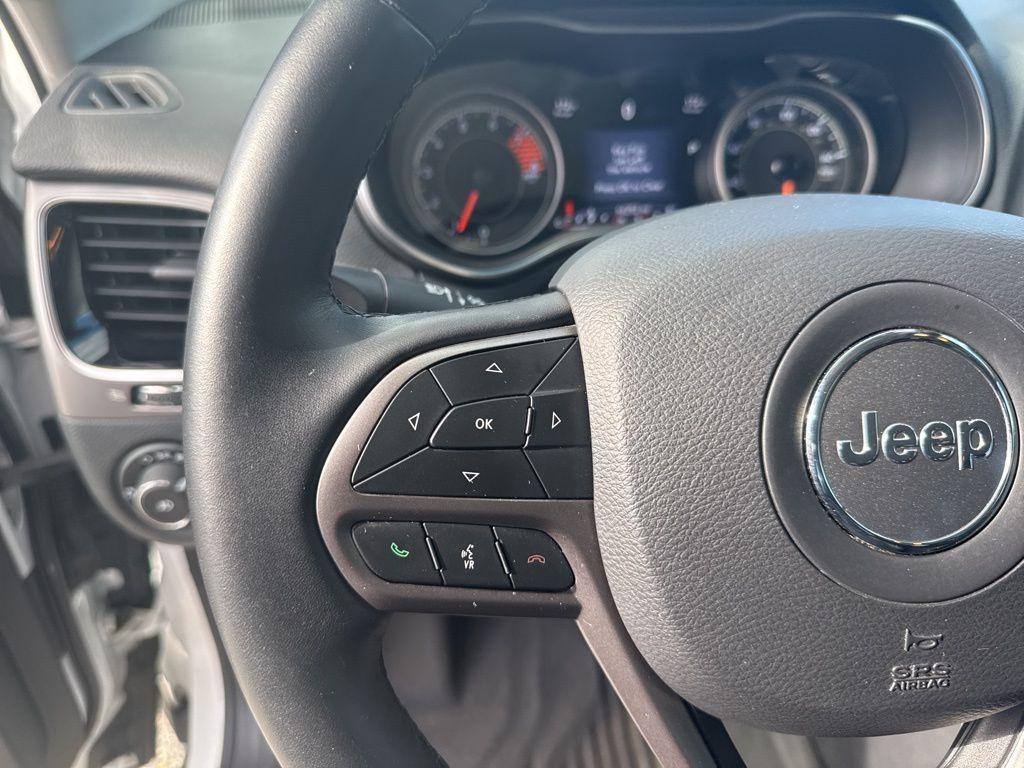 used 2019 Jeep Cherokee car, priced at $21,530