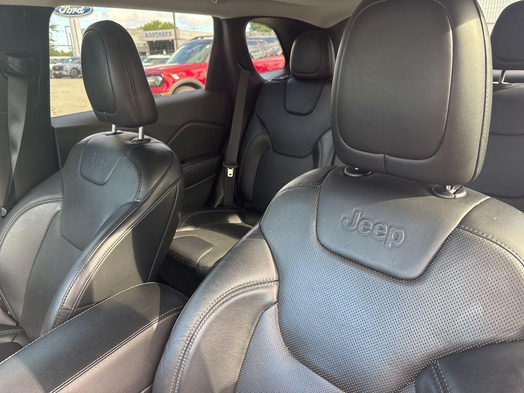 used 2019 Jeep Cherokee car, priced at $21,530