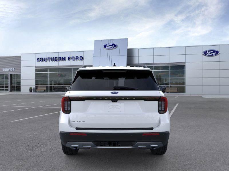 new 2025 Ford Explorer car, priced at $41,065