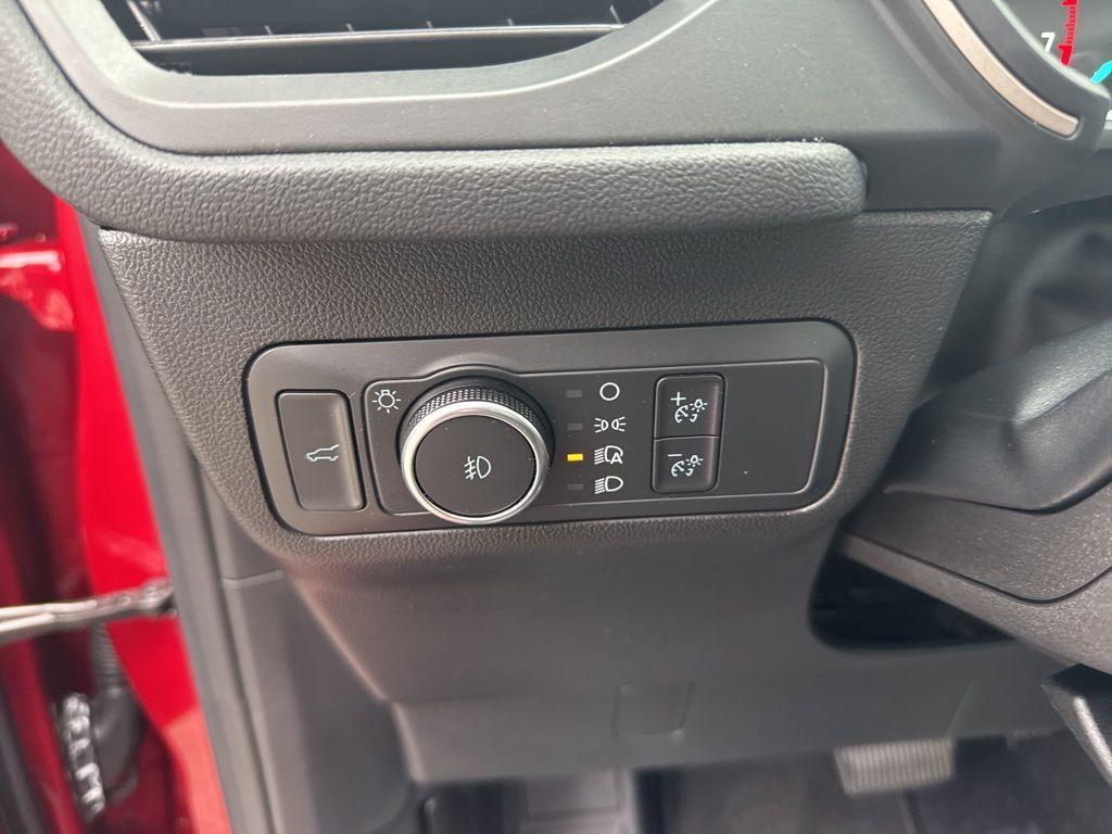 used 2022 Ford Escape car, priced at $22,178