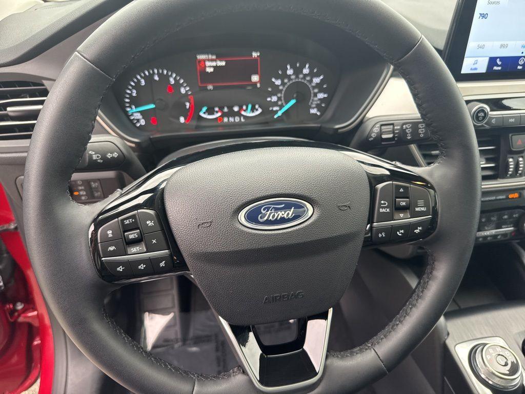 used 2022 Ford Escape car, priced at $22,178