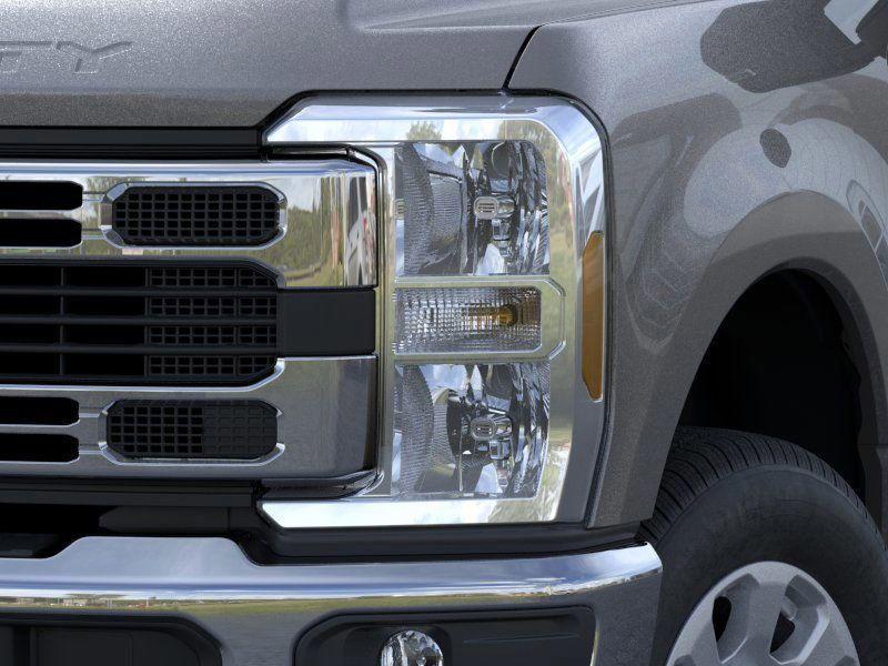new 2025 Ford F-350 car, priced at $52,288