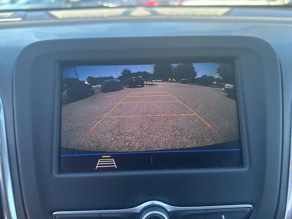 used 2020 Chevrolet Equinox car, priced at $11,999