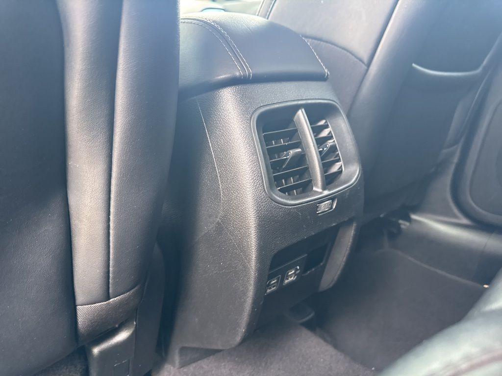 used 2023 Jeep Cherokee car, priced at $23,495